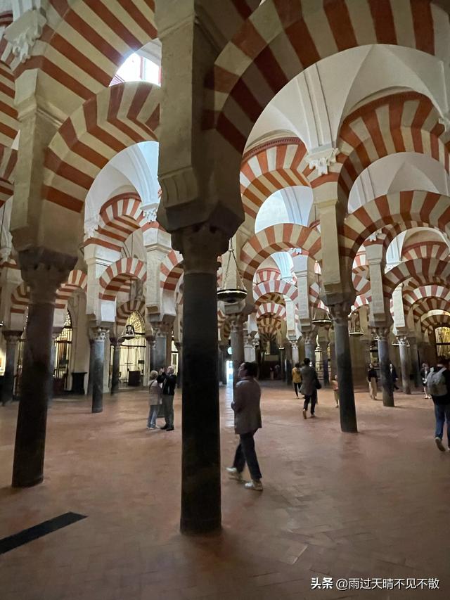 免费参观世界上唯一一座清真寺大教堂Cordoba 西班牙