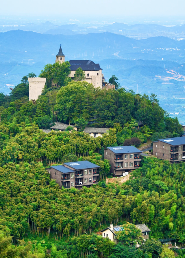 莫干山的文旅新实践，山野里长出了新日常