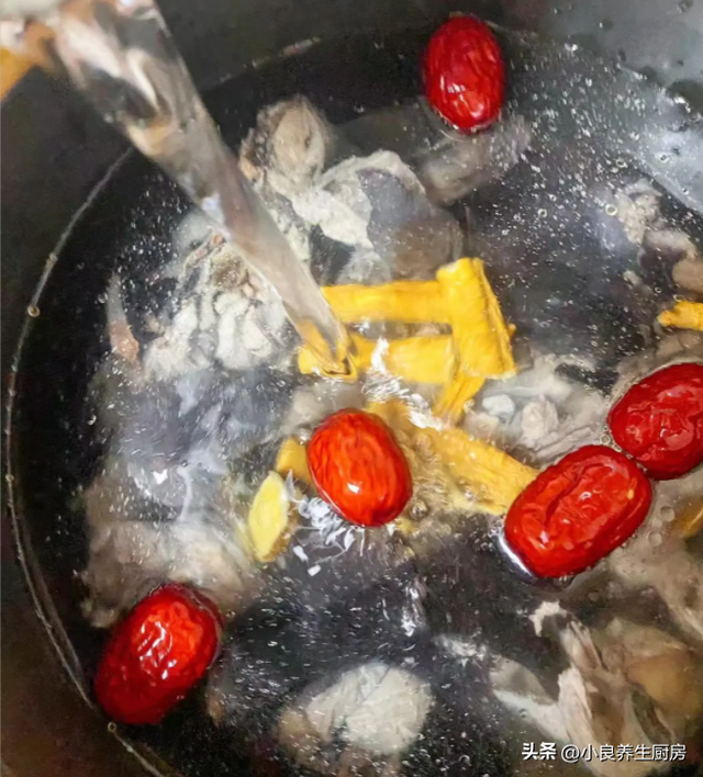 花胶乌鸡红枣汤的做法 2026年花胶乌鸡红枣汤的做法窍门