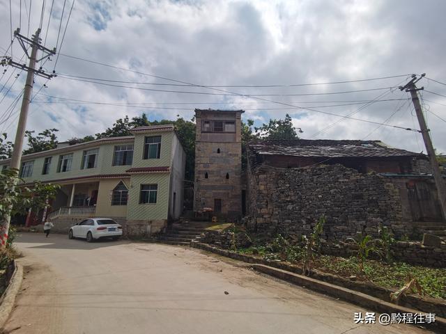 寻找一个空中阁楼躲匪洞堡，一栋150多年历史的深宅大院