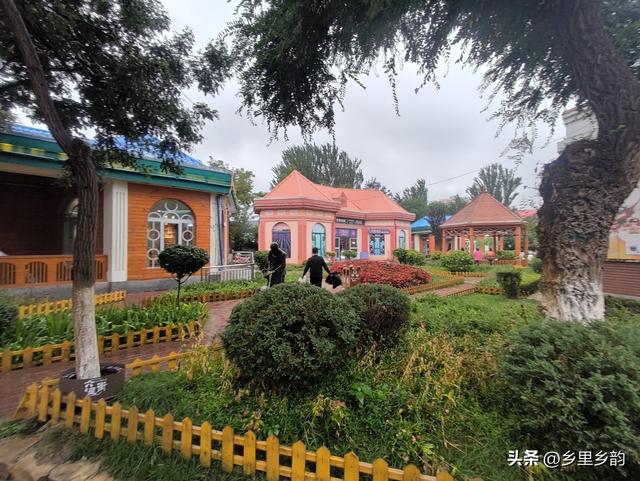 新疆吸引内地人的原因有很多人想不到，最后一项是年轻人梦寐以求