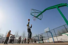 高中生双休，切合教育应有目标图片