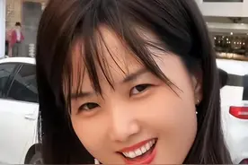 “一笑倾城”爆火背后：一个没才艺的农村姑娘，为啥成叔圈顶流？图片