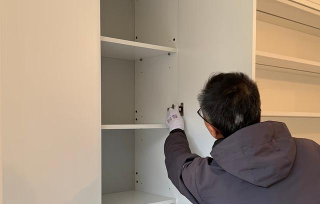 全屋定制的“隐形坑”——铰链！这5点不注意，商家坑你没商量！