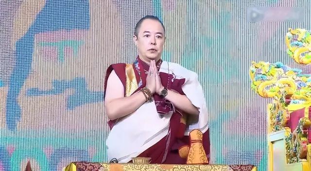 天道好轮回！68岁瘫坐在轮椅上的张铁林，已然活成了“笑话”