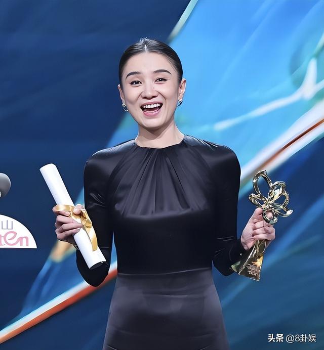 成龙因病去世、赵本山灵堂、宋佳知三当三，现在的造谣越来越离谱