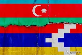 刚打24小时，就无条件投降，亚美尼亚民众喊话拜登：别抛弃我们！图片