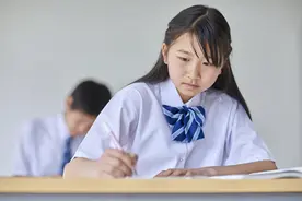 孩子到了青春期，为啥“最讨厌”妈妈？心理学的答案，现实又扎心图片