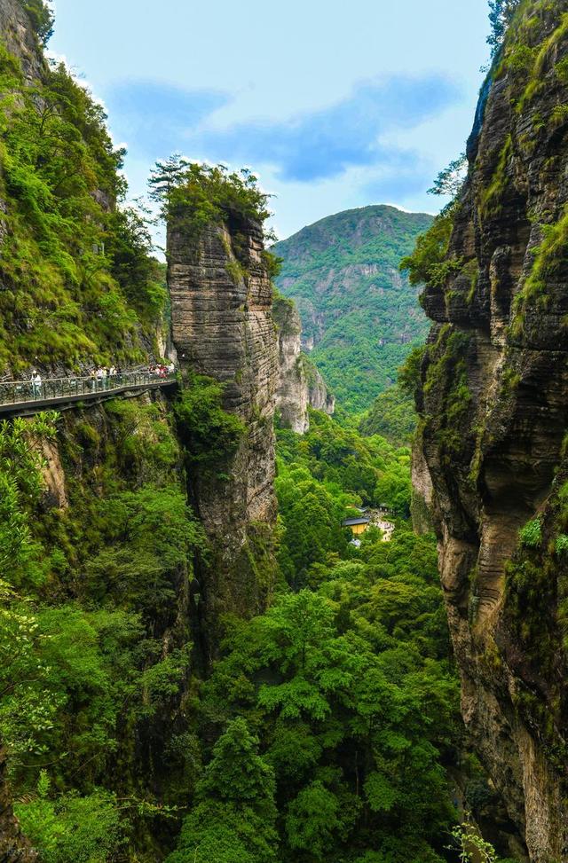 浙江被严重低估的宝藏仙山，与黄山齐名，此生必去！徐霞客没骗我