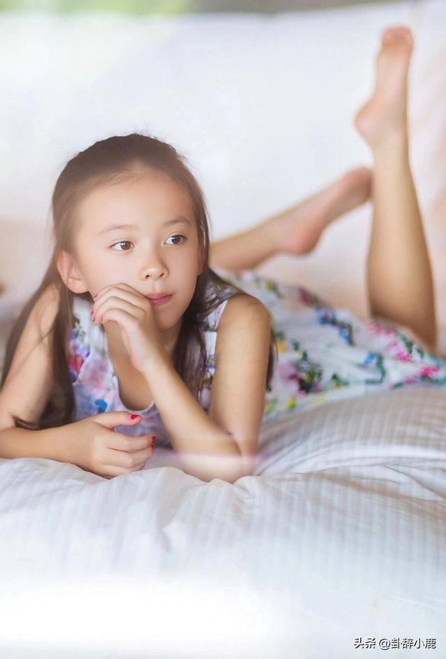 刘涛女儿王紫嫣近照曝光 脸型随爸五官似妈 妥妥小美女一枚 颜值逆天