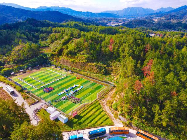 红绿融合乡旅热 老区焕新展新颜