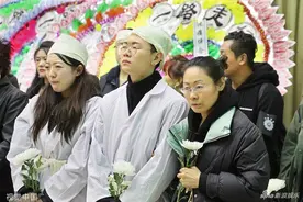 “讣告”怎么写？家有丧事必须使用“讣告”吗？图片