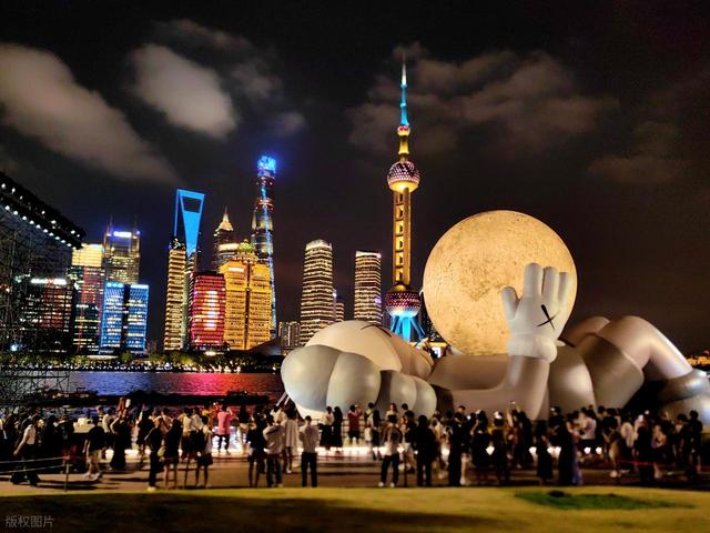 为什么很多老年人不选择自由行，而去跟团挨宰，有下面几个原因