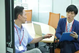 老领导没提携过我，退休后大事小事找我帮忙，我用3招让他愣住了图片