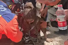 勇下深井救人的新疆和田女辅警 获“见义勇为模范”破格晋升两级 律师：破格晋升是对她的肯定图片