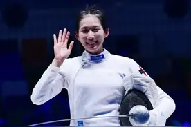 香港夺冠引热议：国旗与区旗背后的选择解析图片