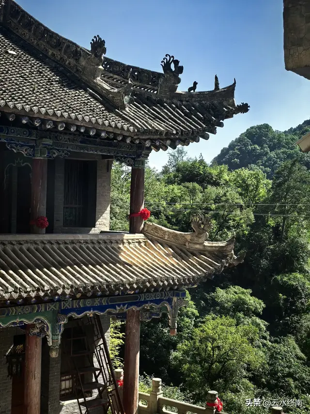 几乎被陕西人淡忘的龙门祖庭，不但有空中楼阁，还有邱祖众多传说