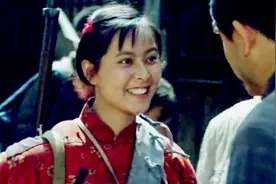 演员壮丽：嫁大12岁唐国强，婚后生两子，一家五口幸福圆满图片
