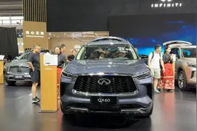 英菲尼迪QX60真惊到我了！5.1米中大型与宝马X5同级，不到30万？图片