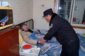 守护300户独居老人 “枫桥式公安派出所”民警“小朱”这样过元宵节图片