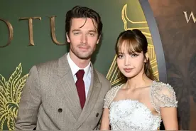 施瓦辛格：大儿子长得帅身材好，和保姆生的私生子一身肌肉更像他图片