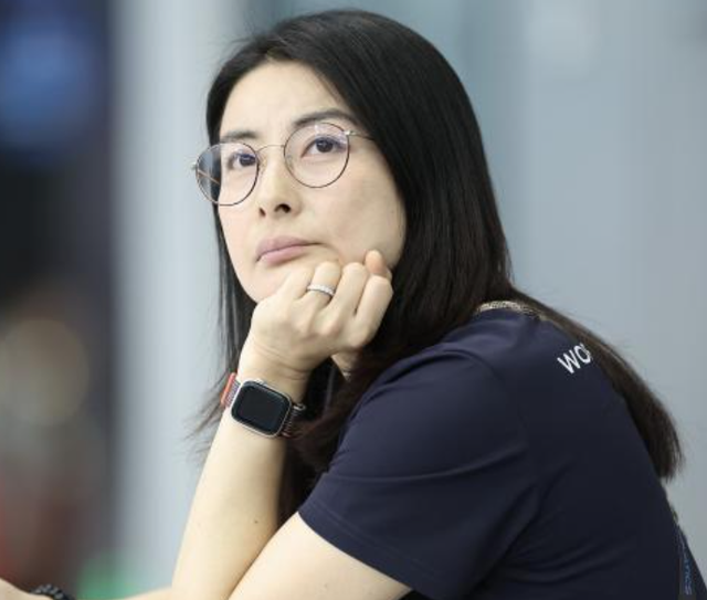 霍家没想到	，纵横跳水界多年的儿媳郭晶晶，竟遭到一个这么大教训