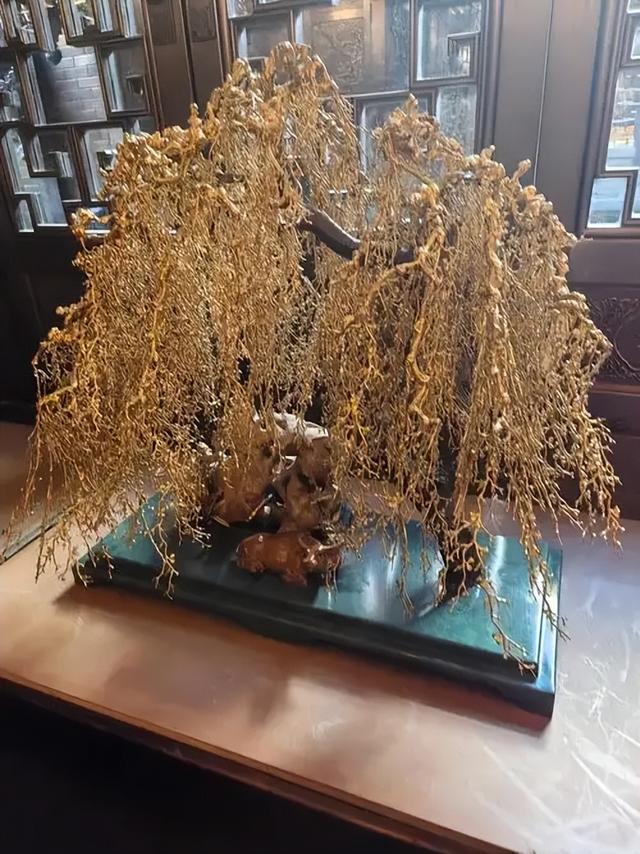02年浙江男子得知铜价从3万涨到8万，囤铜125吨！随后做了一件事