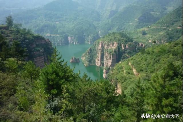 不要门票,轿车也能上去,辉县天柱峰大峡谷吸引众多网友前去游览