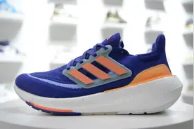 2025年顶级缓震跑鞋排行榜TOP10 十双最佳慢跑鞋 长距离大体重推荐图片