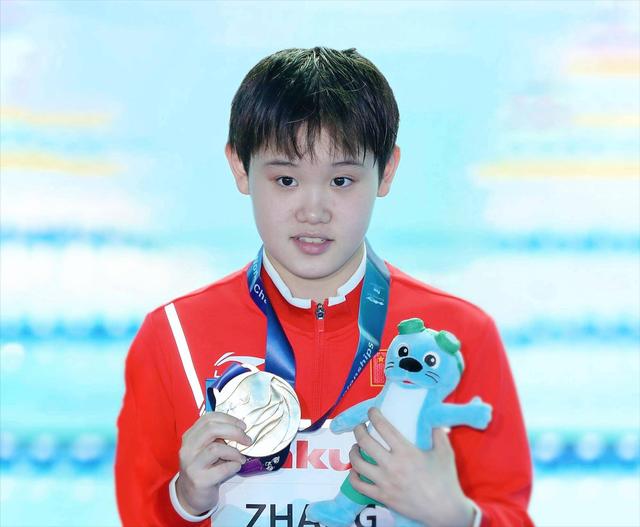 8名运动员全运会后官宣退役，个个很可惜，21岁的她因发育而离开