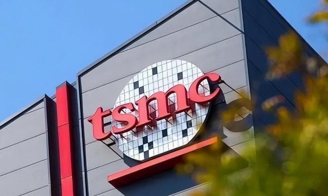 中国的光刻机订单已全部交付，为何ASML突然这么速度？原因望周知