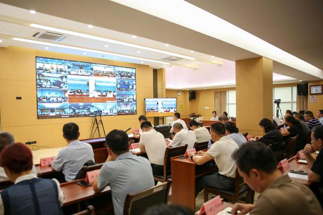 2025年全区文化旅游行业安全生产和国庆中秋节假日市场工作视频会议召开