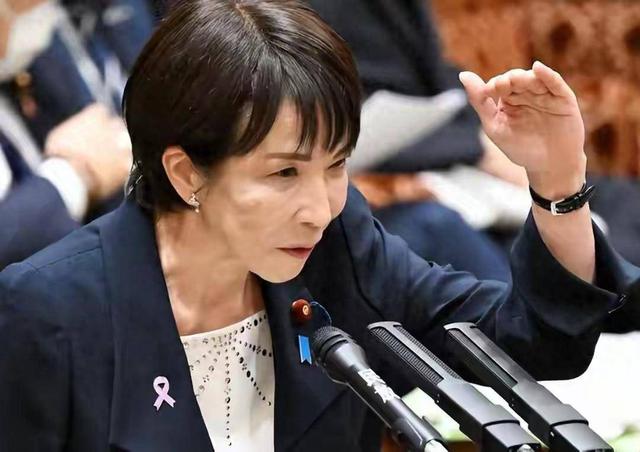 中方三连击见效！日高官急赴华“解释”，高市早苗被迫 “反省”