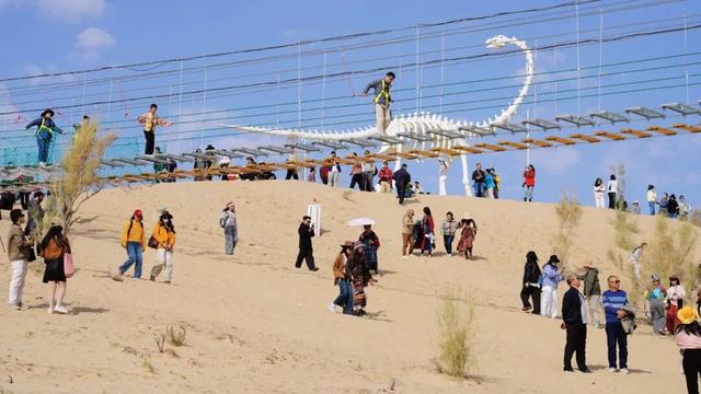 阿乌高速交旅融合成效显著实现流量与营收“双爆发”