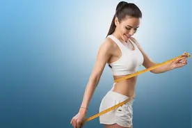 步入中年，如何保持腹部平坦，腰围紧致？图片