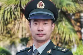 当兵时，如果转上三期士官，基本上就可以松口气了图片
