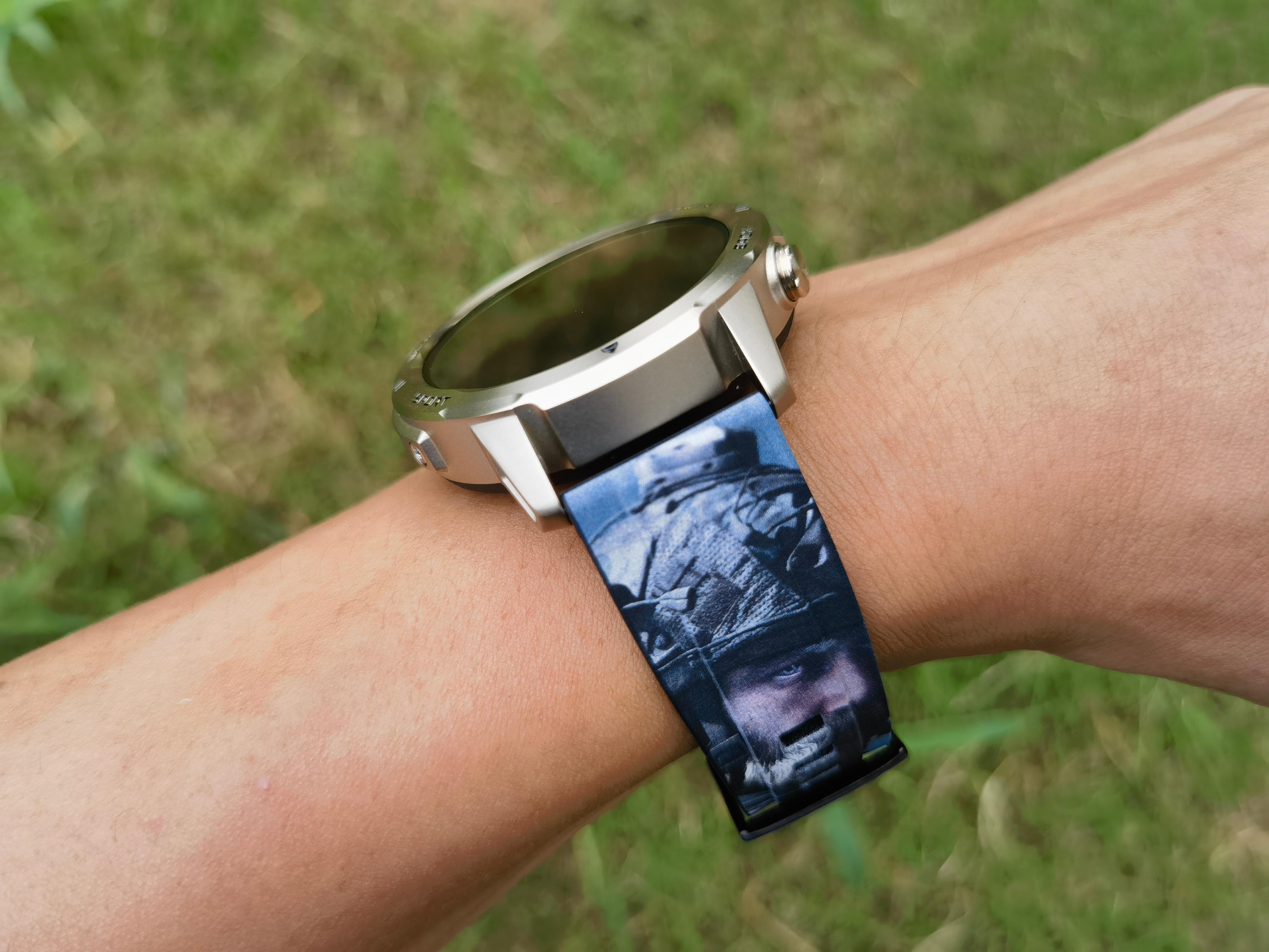 联想Lenovo暗区突围联名Watch Pro智能手表,超详细评测体验来了