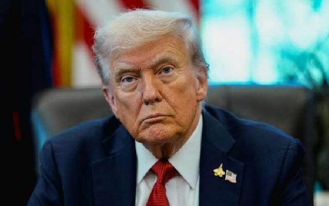 特朗普突然下令，将不许中国航班飞越俄领空，外交部回应反将一军