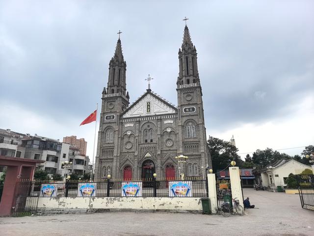 朔州古城全是夯土墙，没有刻意修复，是我看到的最原始的古城墙