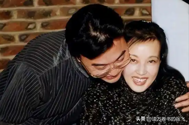 刘晓庆担心的事发生了！意外摔倒、分不清人	，75岁不服老不行了？