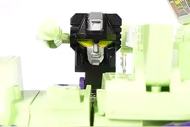 不比实力拼颜值！看美版八大合体金刚谁最有型！图片