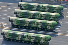 中国时隔44年公开试射洲际导弹，释放极不寻常信号！图片