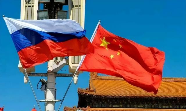 日本援兵来了？9国共谋对抗中国，越南下达禁令，俄罗斯准备下场