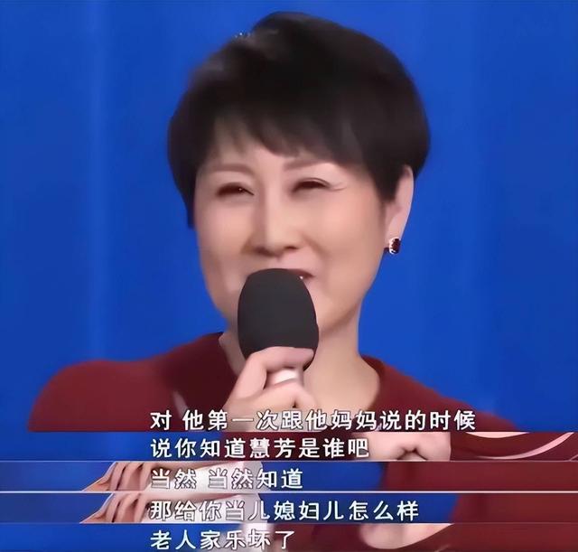 63岁的张凯丽，因阅兵现场的一个感人举动，轻松实现“口碑逆转”