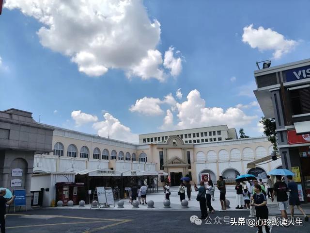 在广州去黄埔军校参观途中,就歺时碰到令人揪心的一幕