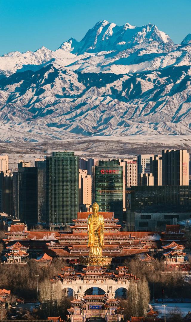 亚心之都 乌鲁木齐作者顾向阳