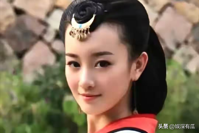 直到看见39岁嘴歪脸僵，还发腮的江疏影，才知道马伊琍的话没错！