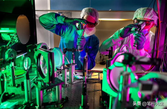 美军激光武器破局！400V 电池攻克过热难题，五周研发创纪录