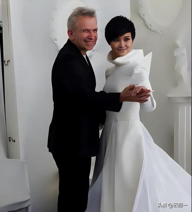 嫁法国老头真相大白5个月，41岁李宇春近况曝光，一点也不意外