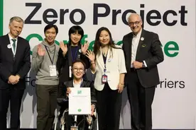 出生7天就手术、曾被医生判断活不过20岁……上海轮椅女孩的逆袭之路图片